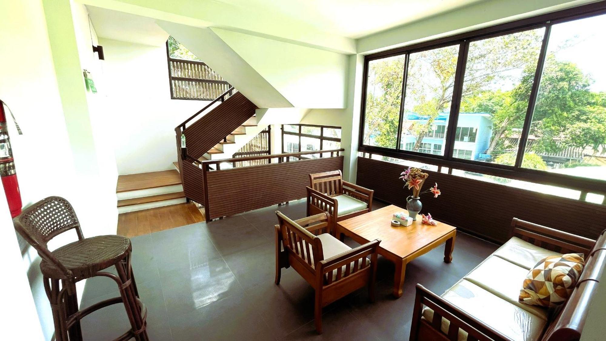 Rockstar Beach Apartments Bangrak Plajı Dış mekan fotoğraf