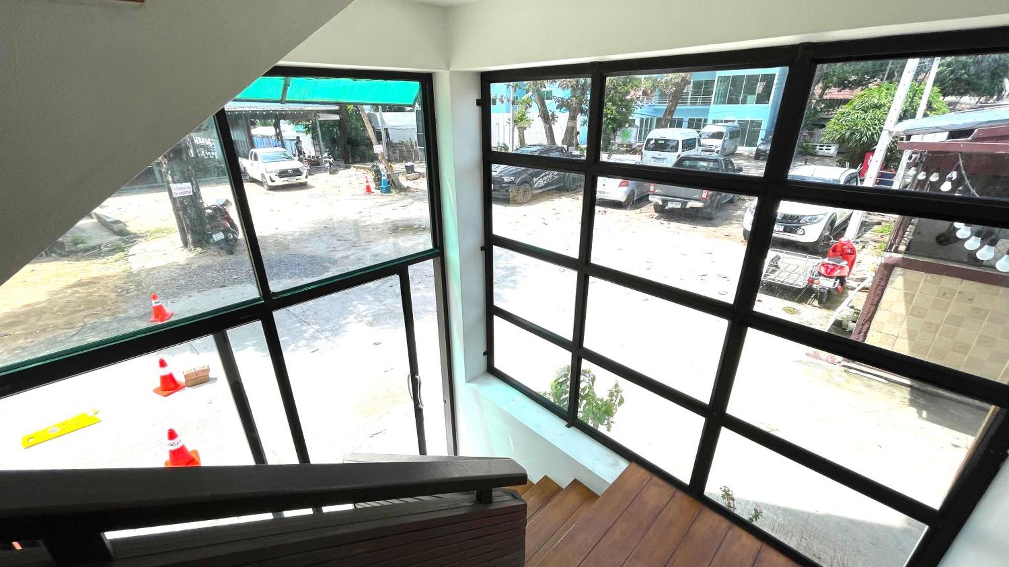 Rockstar Beach Apartments Bangrak Plajı Dış mekan fotoğraf